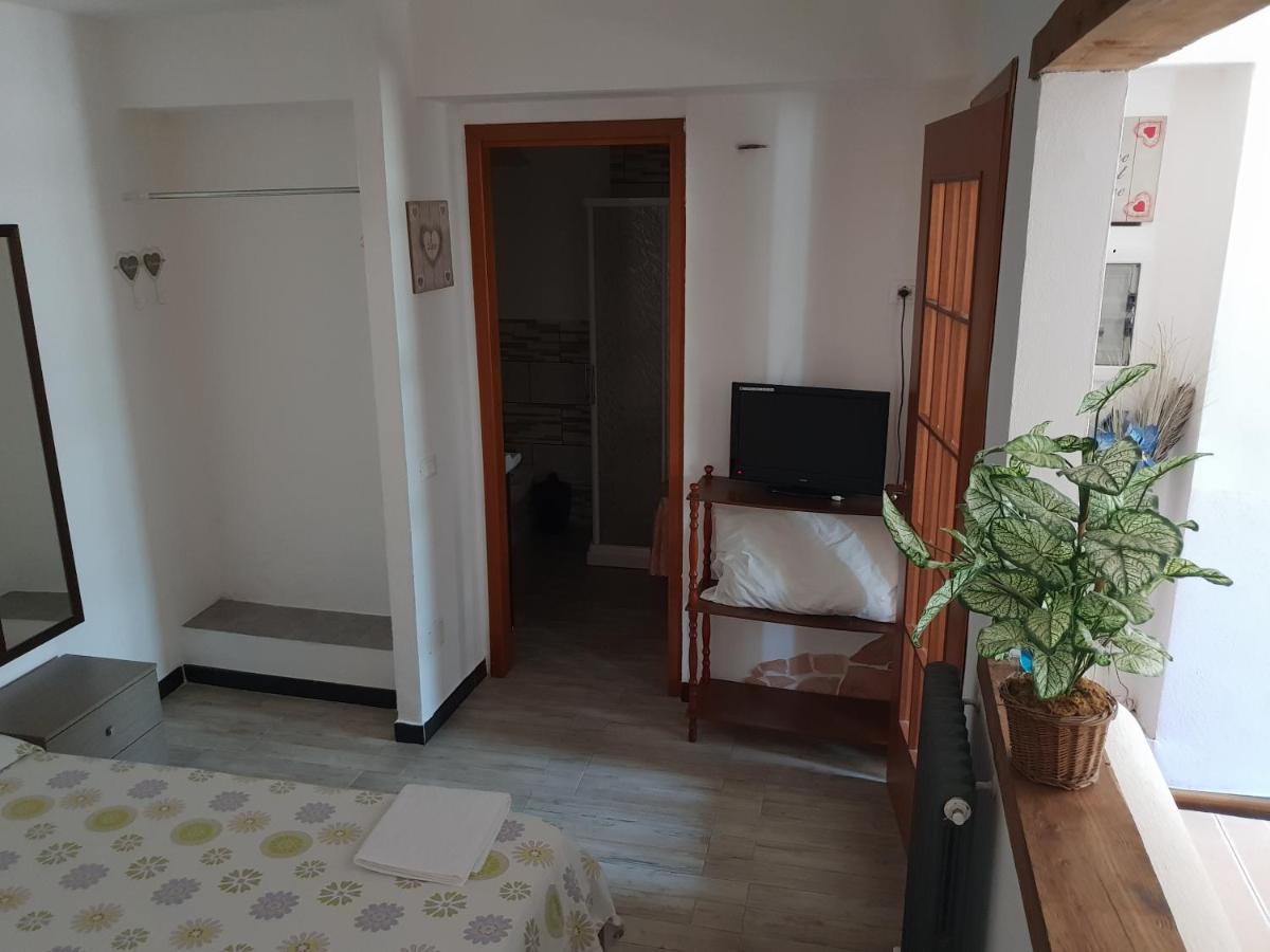 Casa Vacanze L'Agrifoglio Panzió Magliolo Kültér fotó