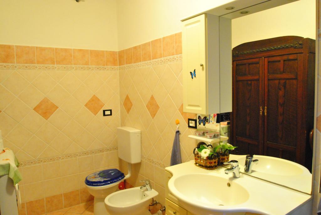 Casa Vacanze L'Agrifoglio Panzió Magliolo Szoba fotó