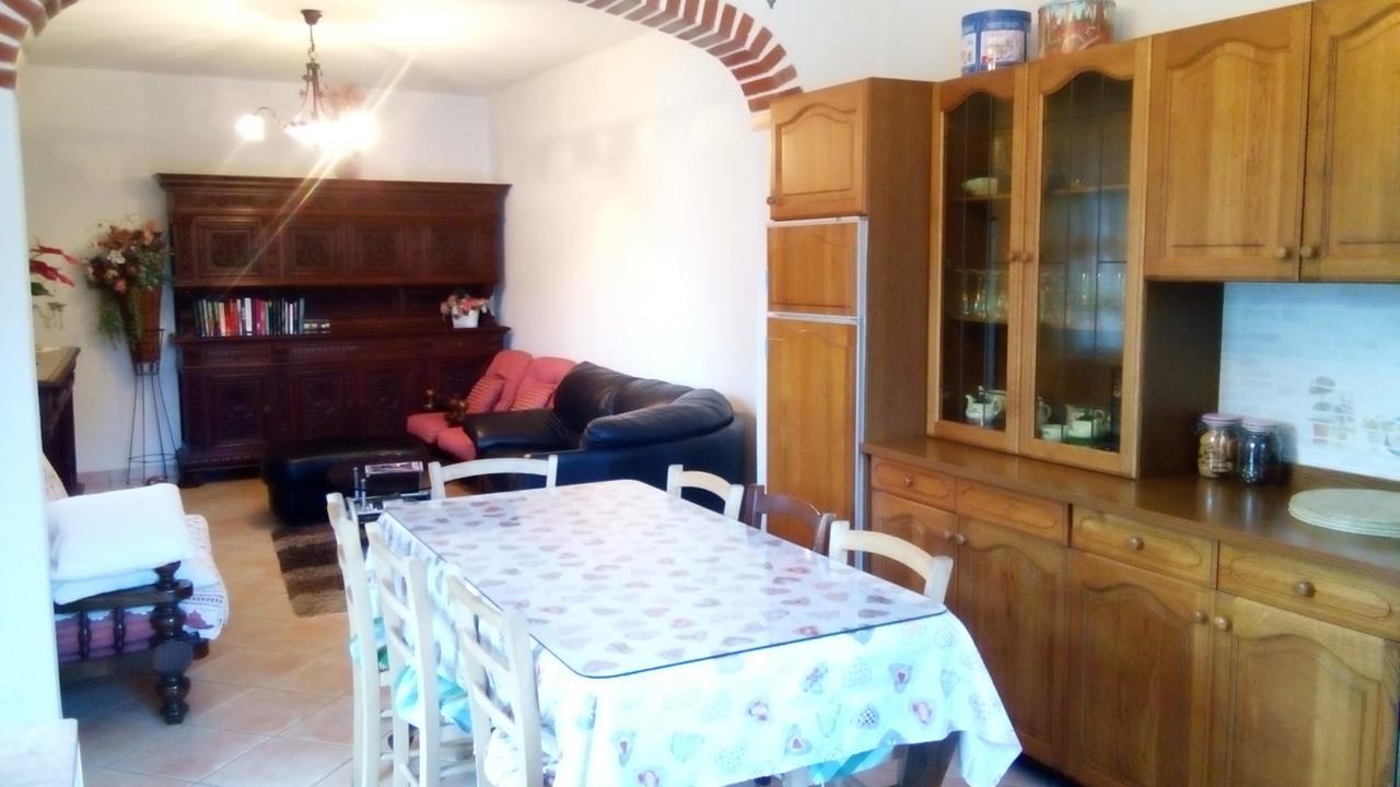 Casa Vacanze L'Agrifoglio Panzió Magliolo Kültér fotó